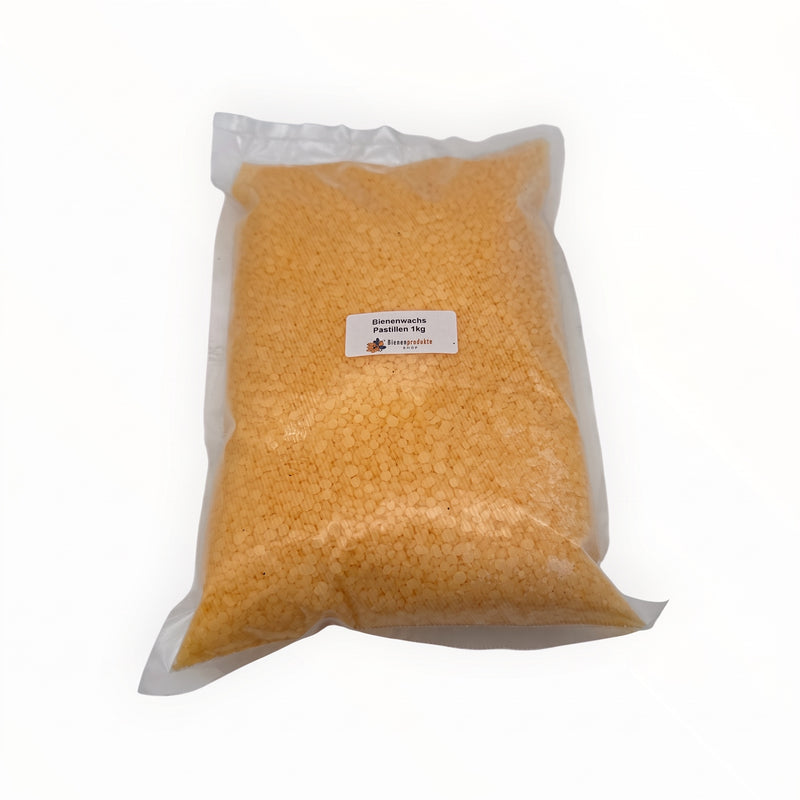Bienenprodukte Shop Bienenwachs Pastillen 1kg in goldgelber Farbe, gereinigt und ideal zum Kerzen gießen